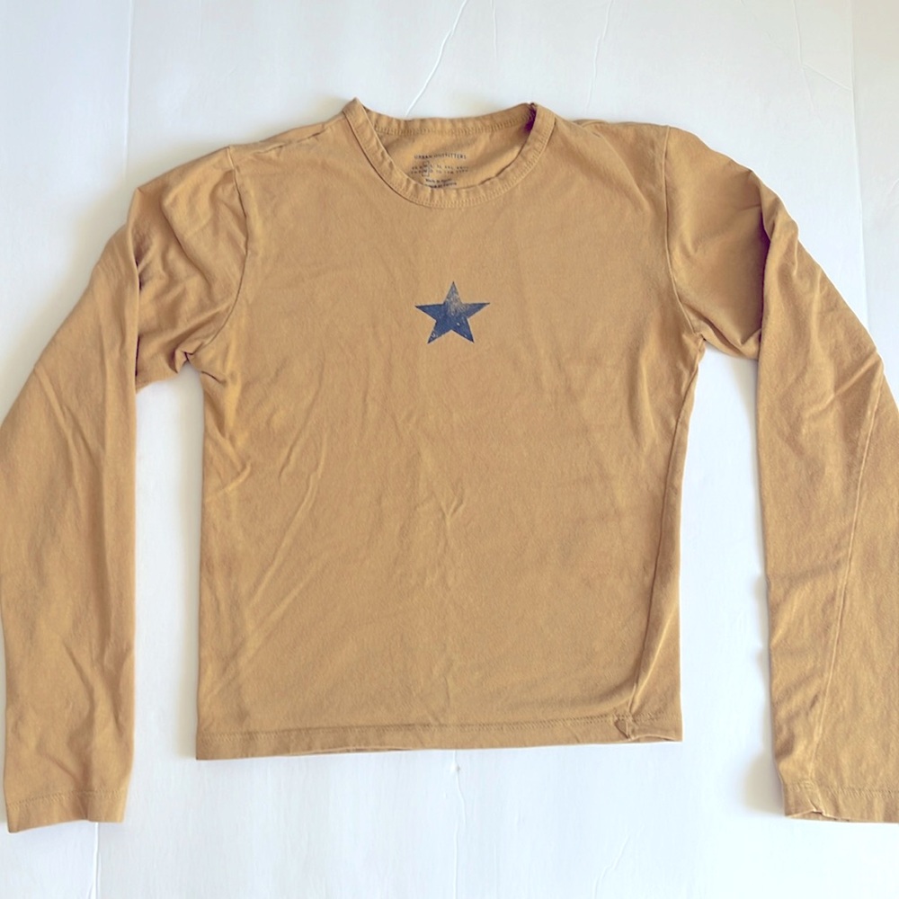Urban outfitters long sleeve t shirt with star size medium